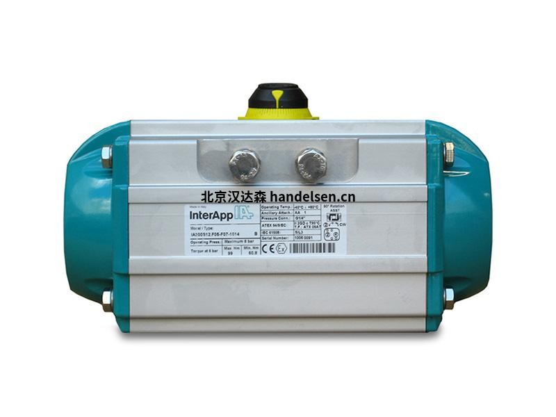 src=http://m.e3-fitness.com/skin/m03skinBlue/image/nopic.gif